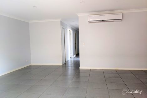 Property photo of 2/46 Westray Crescent Redbank Plains QLD 4301