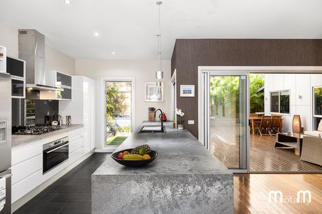 Property photo of 15 Sandon Drive Bulli NSW 2516