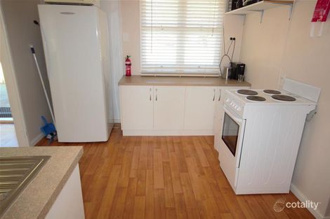 6 Lindsay St, Jurien Bay, WA 6516