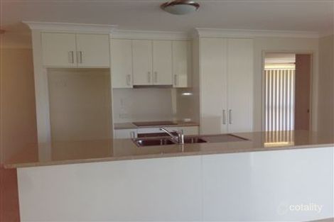 Property photo of 3 Kirra Court Eli Waters QLD 4655