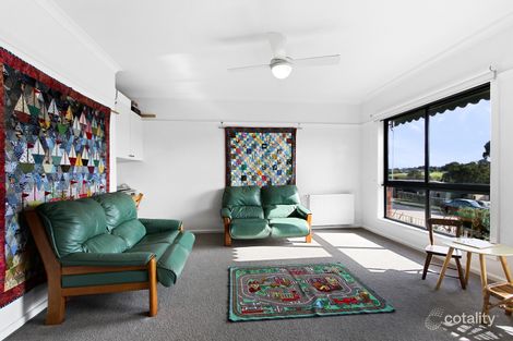 Property photo of 32 Lorimer Drive Eastwood VIC 3875