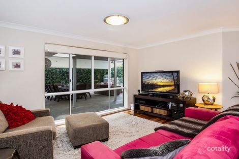 Property photo of 11 River Park Place Fig Tree Pocket QLD 4069