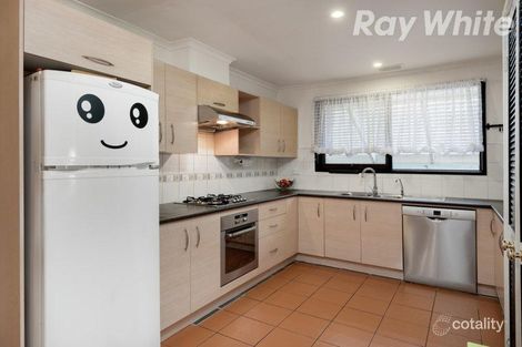 Property photo of 19 Wenden Road Mill Park VIC 3082