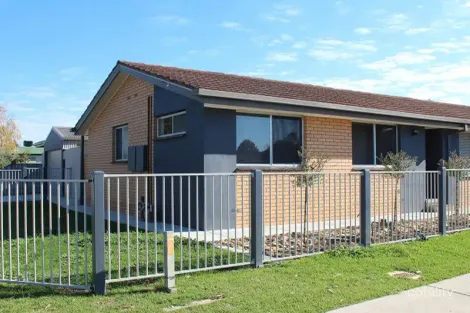 1/509 Kotthoff St, Lavington, NSW 2641