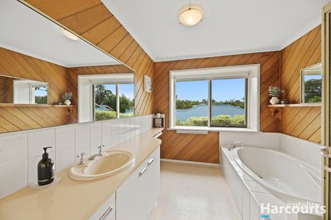 Property photo of 22 Wood Street Drouin VIC 3818