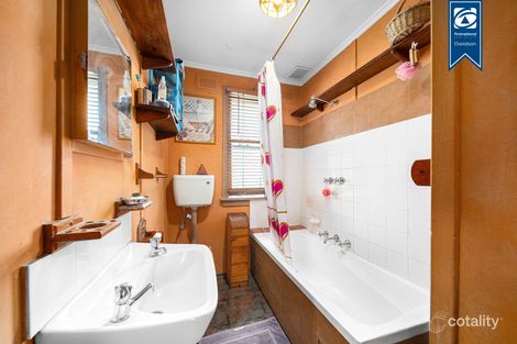 Property photo of 34 Brallos Avenue Holsworthy NSW 2173