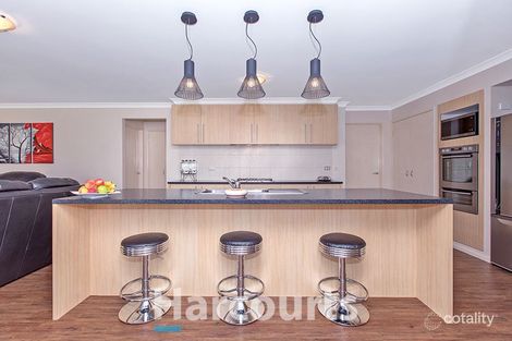 Property photo of 9 Stanton Court Pakenham VIC 3810