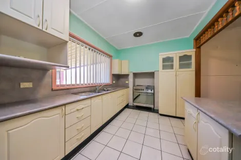 Property photo of 8 Pine Street Tumut NSW 2720