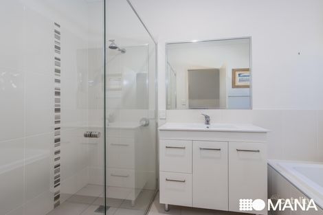 Property photo of 2/80 Balemo Drive Ocean Shores NSW 2483