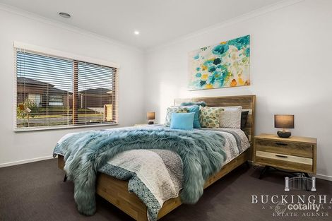 Property photo of 32 Resolution Circuit Doreen VIC 3754
