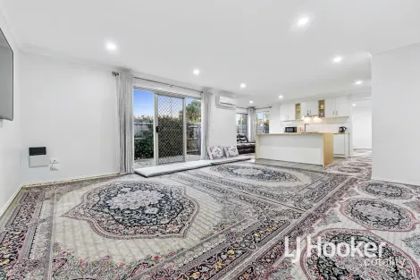 Property photo of 22 Sunbird Avenue Cranbourne VIC 3977