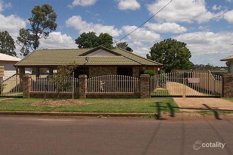 Property photo of 32 Rob Street Newtown QLD 4350