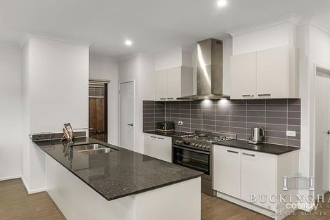 Property photo of 32 Resolution Circuit Doreen VIC 3754
