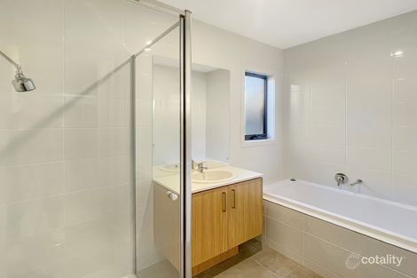 Property photo of 50 Juniperina Circuit Wallan VIC 3756