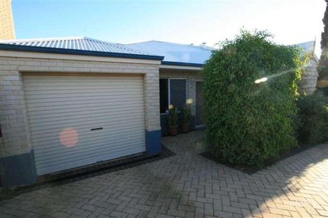 Property photo of 2/9 Burwood Road Balcatta WA 6021
