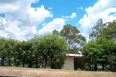 23 Willow St, New Auckland, QLD 4680