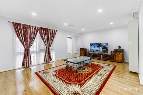 Property photo of 6 Denham Crescent Cranbourne North VIC 3977