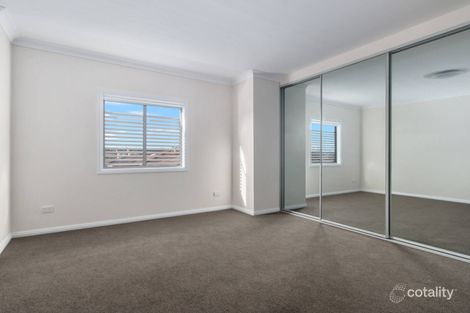 Property photo of 3/6 Kent Street Minto NSW 2566