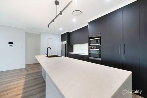 Property photo of 17 Parklands Drive Branyan QLD 4670