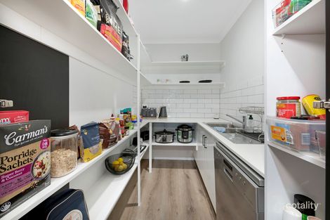 Property photo of 17 Parklands Drive Branyan QLD 4670