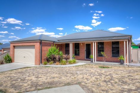 15 Maurie Paull Ct, Mount Clear, VIC 3350