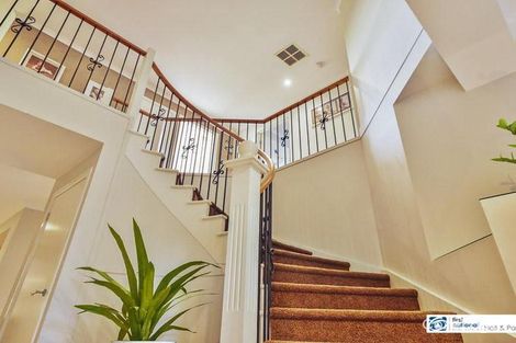 Property photo of 44 Sheldon Drive Berwick VIC 3806