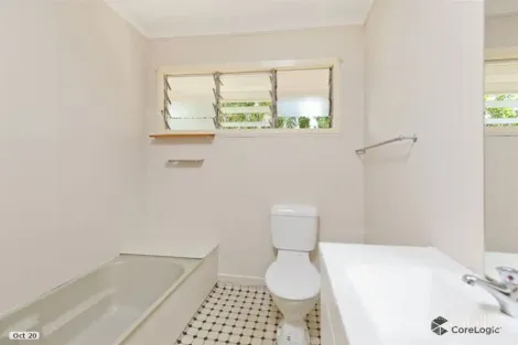 Property photo of 28 Bushing Street Wynnum West QLD 4178