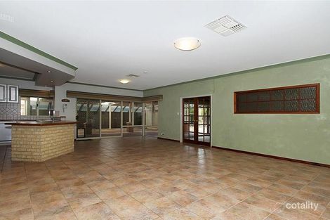 Property photo of 3 Loyal Terrace Wanneroo WA 6065