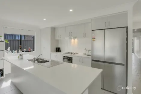 Property photo of 29 Acland Drive Horsley NSW 2530