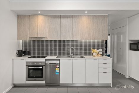 Property photo of 2/62 Waldheim Street Annerley QLD 4103