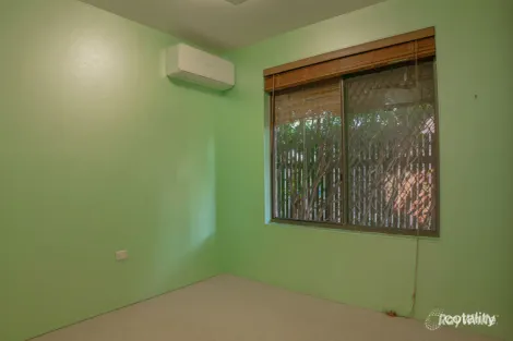Property photo of 60 Sinclair Street Avenell Heights QLD 4670