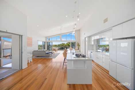 Property photo of 5 Compass Close Port Macquarie NSW 2444