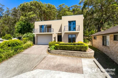 5 BOURNE BVD, NELSON BAY, NSW 2315