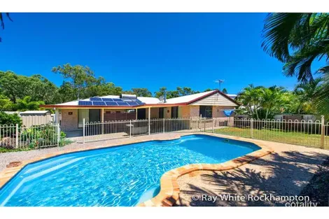 Property photo of 19 Springfield Drive Norman Gardens QLD 4701
