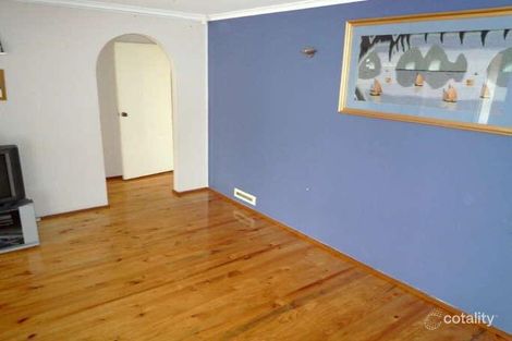 Property photo of 5 Clarke Avenue St Albans VIC 3021