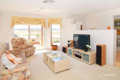Property photo of 54 Henry Sutton Circuit Dunlop ACT 2615