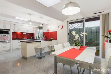 Property photo of 18 Allan Avenue South Morang VIC 3752