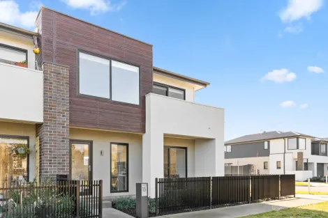 15 Terracotta Walk, Officer, VIC 3809