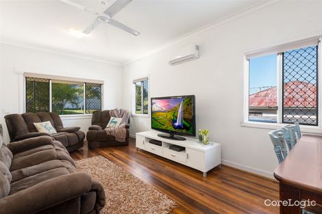 Property photo of 18 Campbell Terrace Oxley QLD 4075