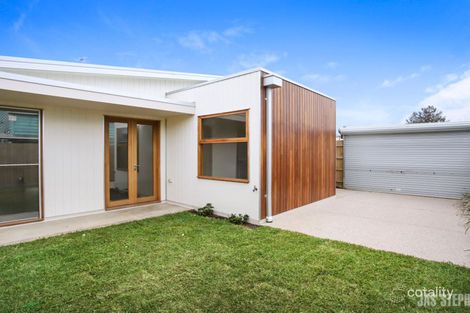 2/66 Madden St, Maidstone, VIC 3012