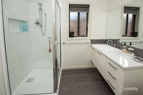 Property photo of 2 Scarlet Street Swan Hill VIC 3585