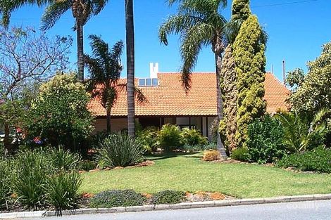 2 Stock Rd, Attadale, WA 6156