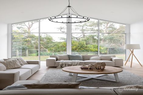 Property photo of 3 Roehampton Crescent Mount Eliza VIC 3930