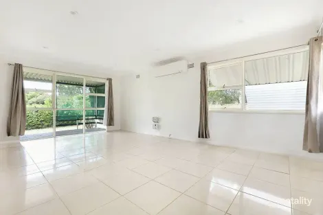 Property photo of 8 Canberra Crescent Campbelltown NSW 2560