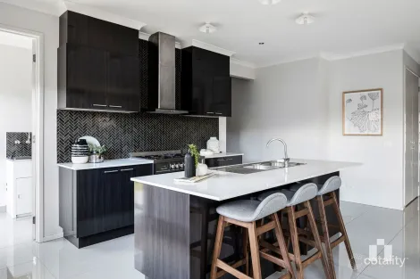 Property photo of 7 Henwood Rise Mernda VIC 3754