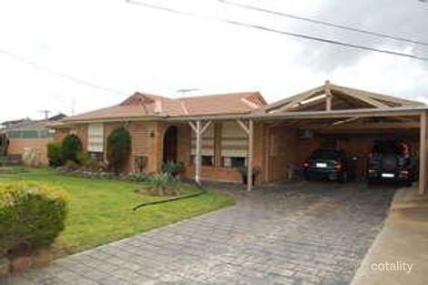 Property photo of 40 Banksia Crescent Hoppers Crossing VIC 3029