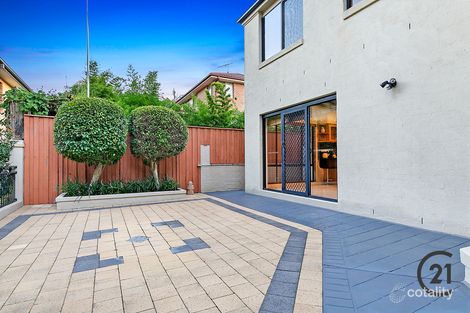 Property photo of 2 Vivaldi Place Beaumont Hills NSW 2155