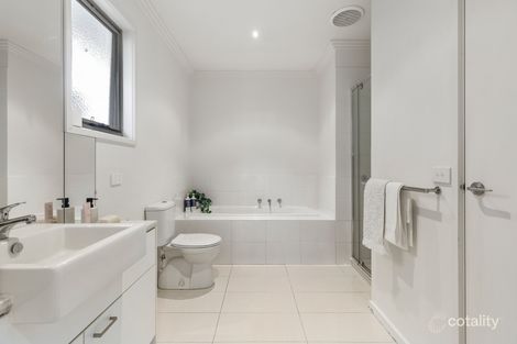 Property photo of 2/71 Haldane Road Niddrie VIC 3042