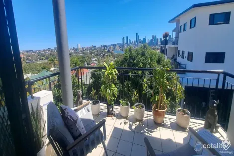 70 Norman Cres, Norman Park, QLD 4170