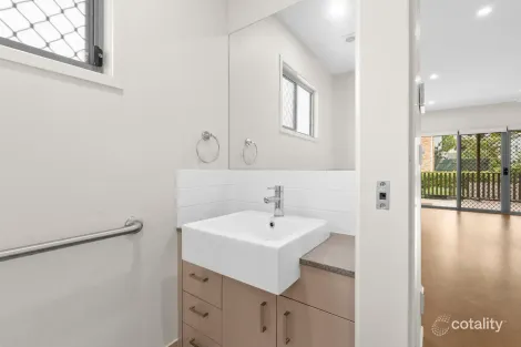 Property photo of 542 Sandgate Road Clayfield QLD 4011